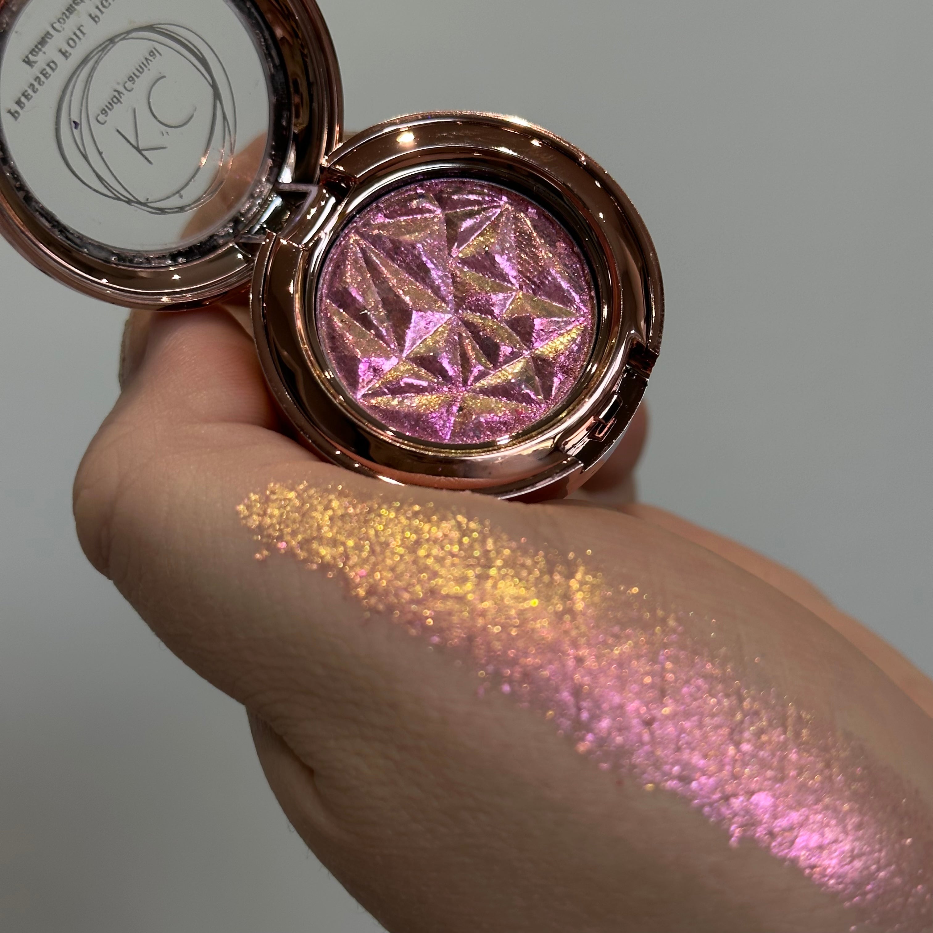 Pressed Duochrome foil eyeshadow - Candy carnival ( PRE ORDER )