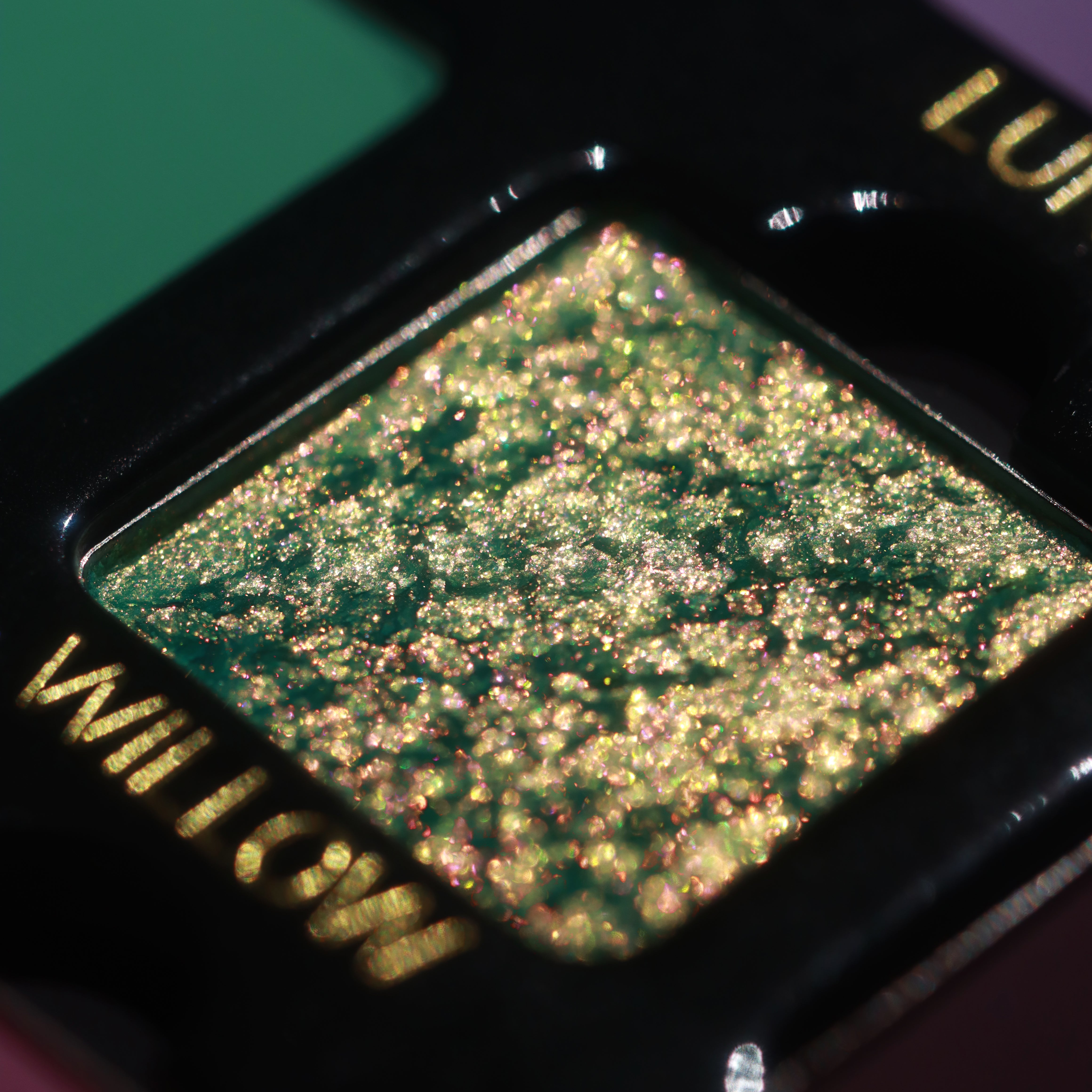 Frosted Fairy Prismatic Pastels Multichrome Magnetic Eyeshadow Palette