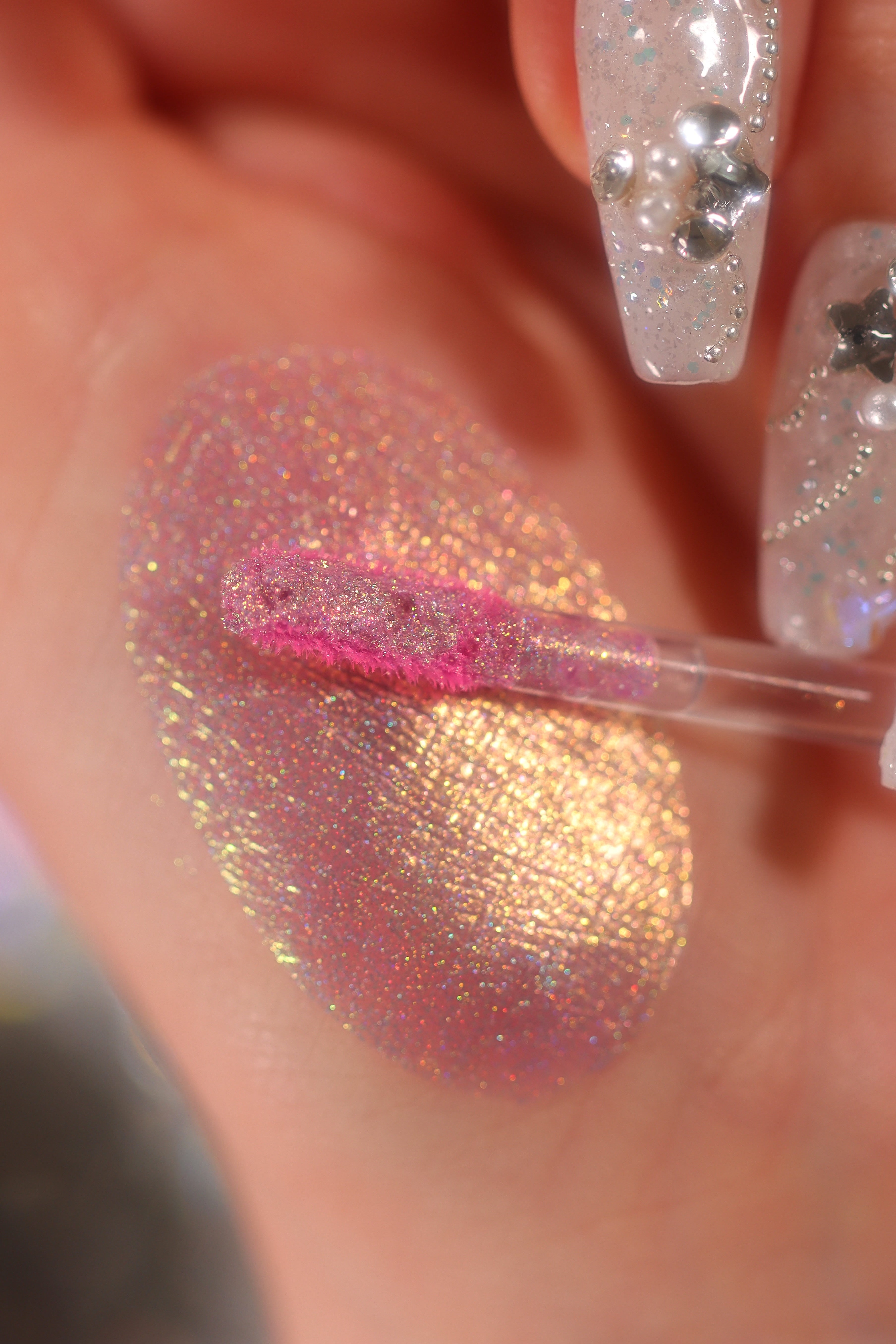Holographic Multichrome Liquid Glitter Eyeshadow - Treasure