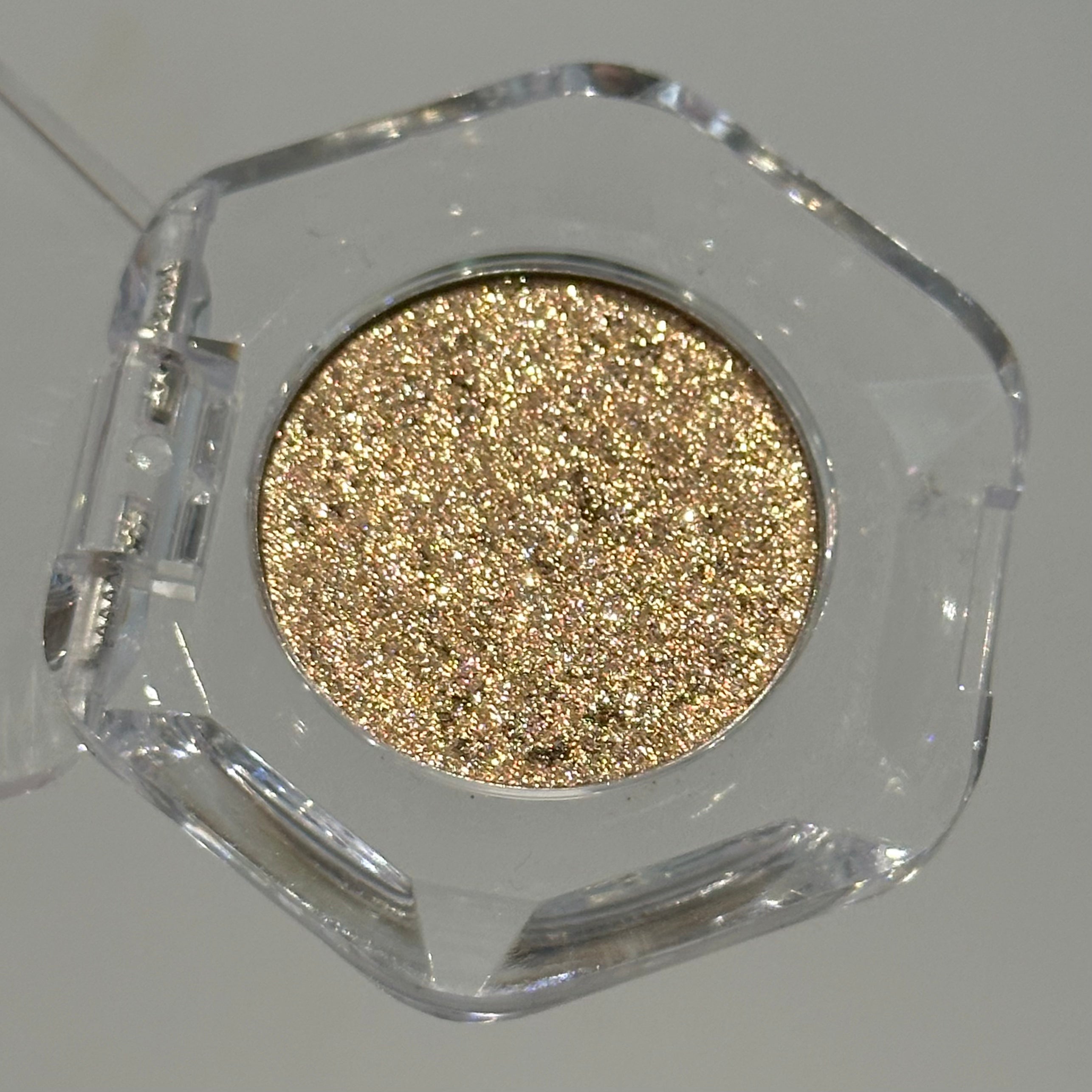 Bronze gold glitter eyeshadow