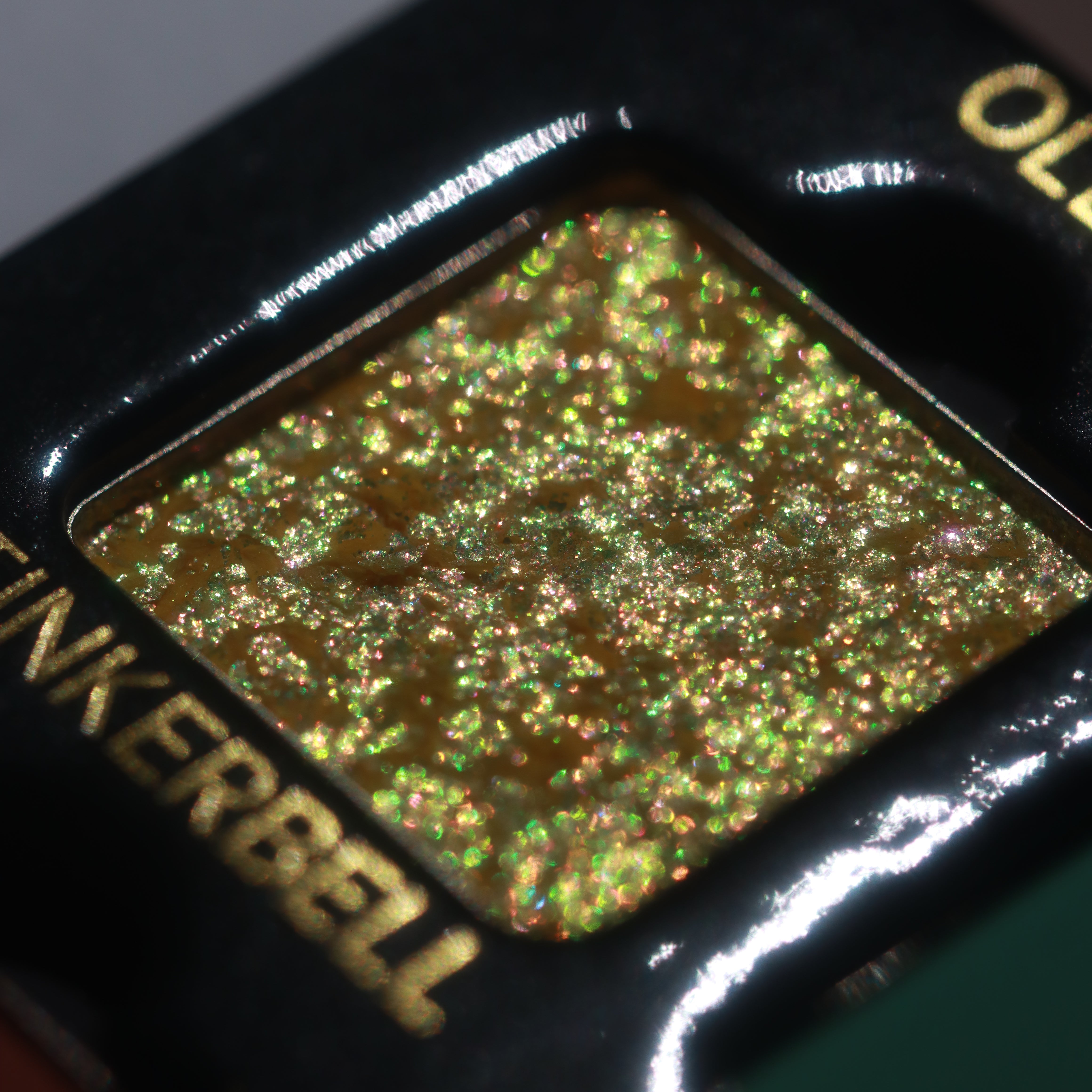 Frosted Fairy Prismatic Pastels Multichrome Magnetic Eyeshadow Palette