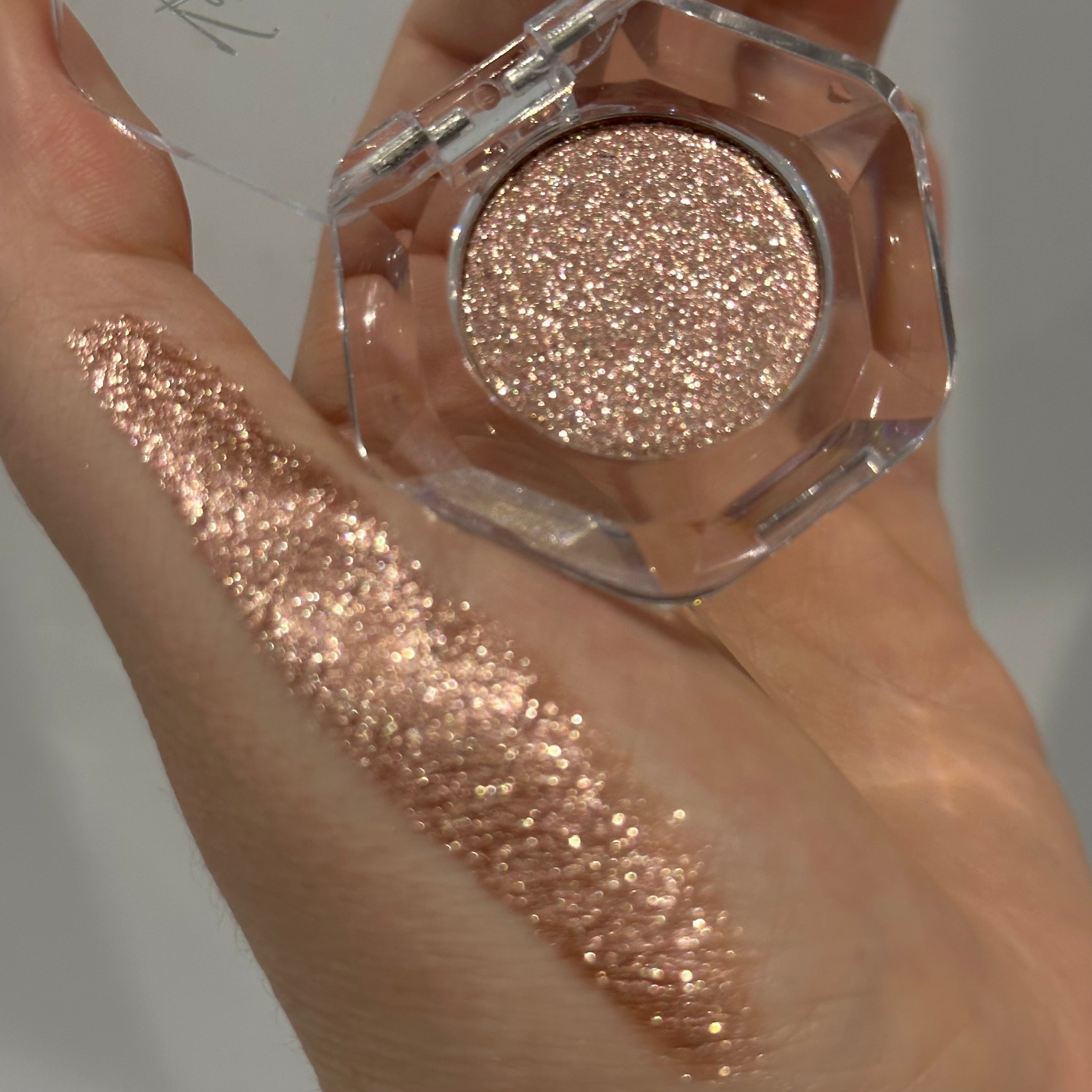 Rose gold glitter eyeshadow swatch
