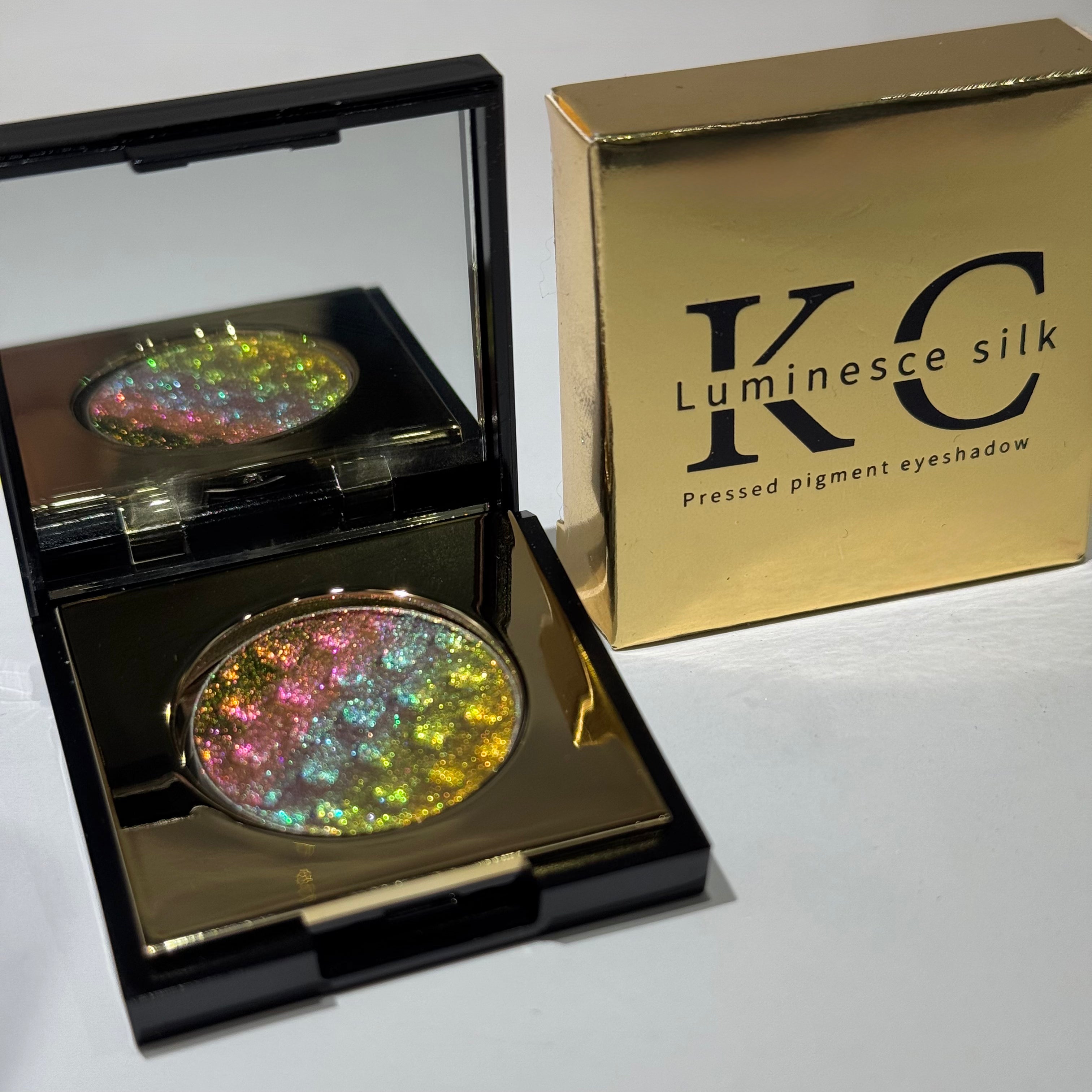Multichrome rainbow eyeshadow - Cherry tree