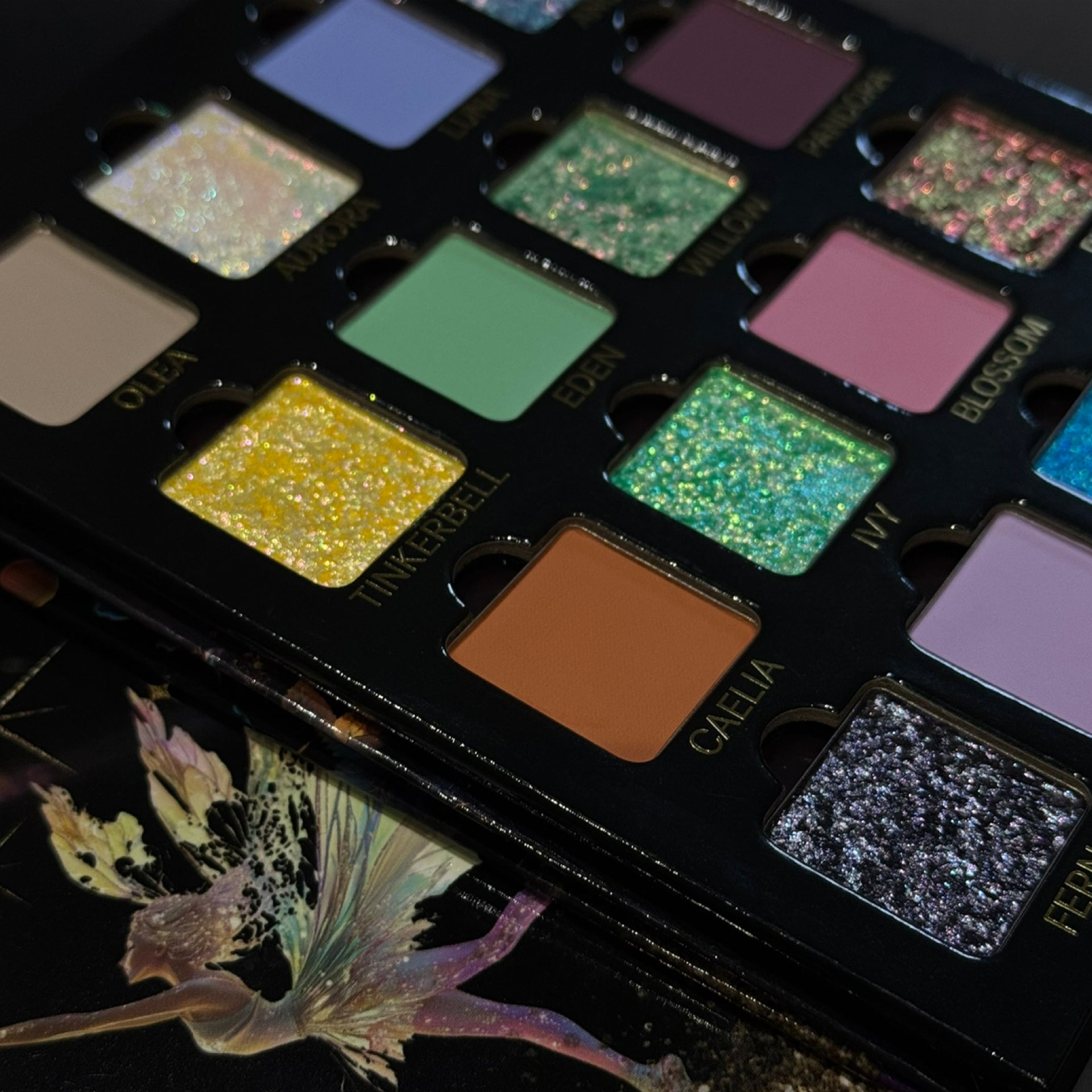 Frosted Fairy Prismatic Pastels Multichrome Magnetic Eyeshadow Palette