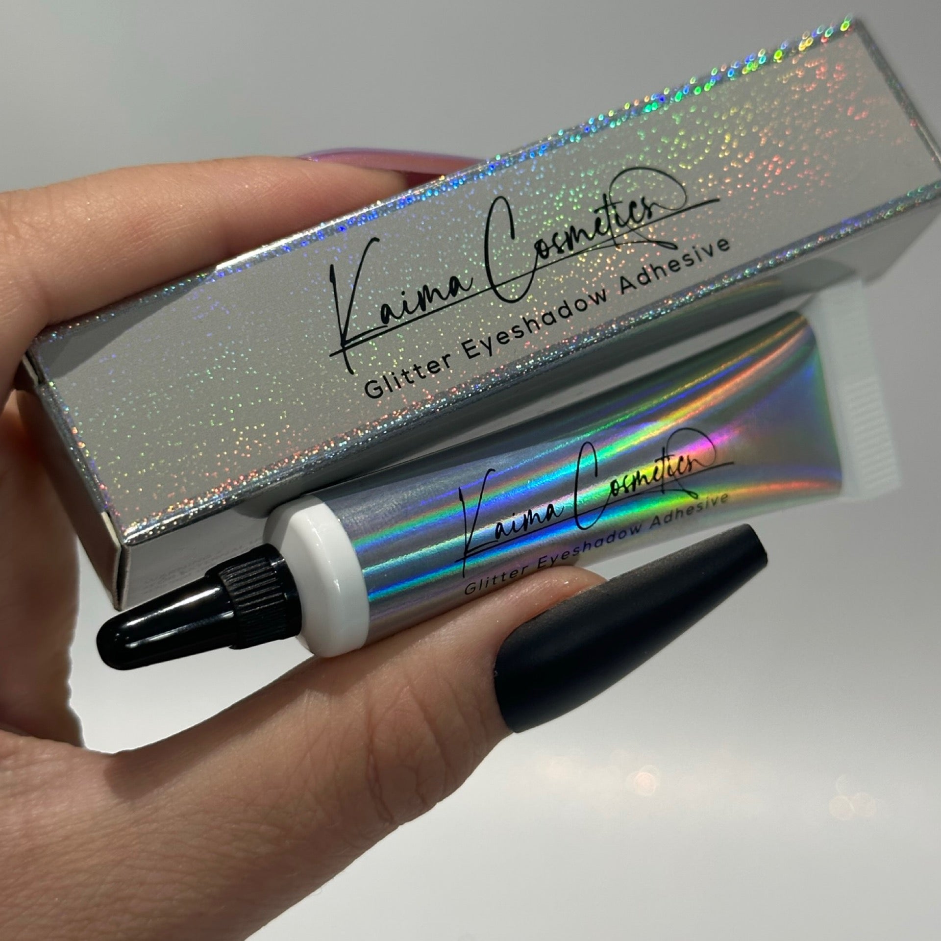 Glitter eyeshadow adhesive ( Primer )