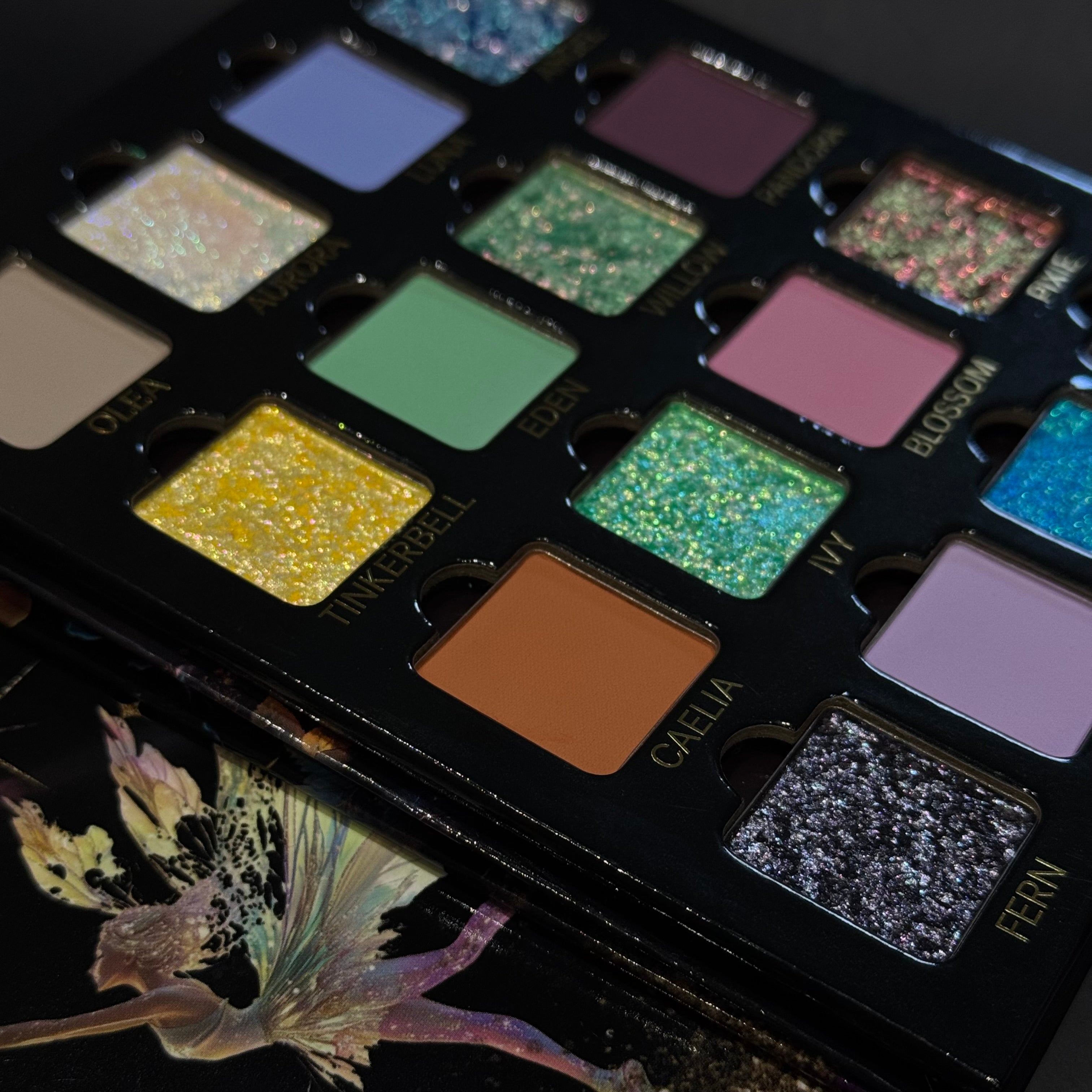 Frosted Fairy Prismatic Pastels Multichrome Magnetic Eyeshadow Palette
