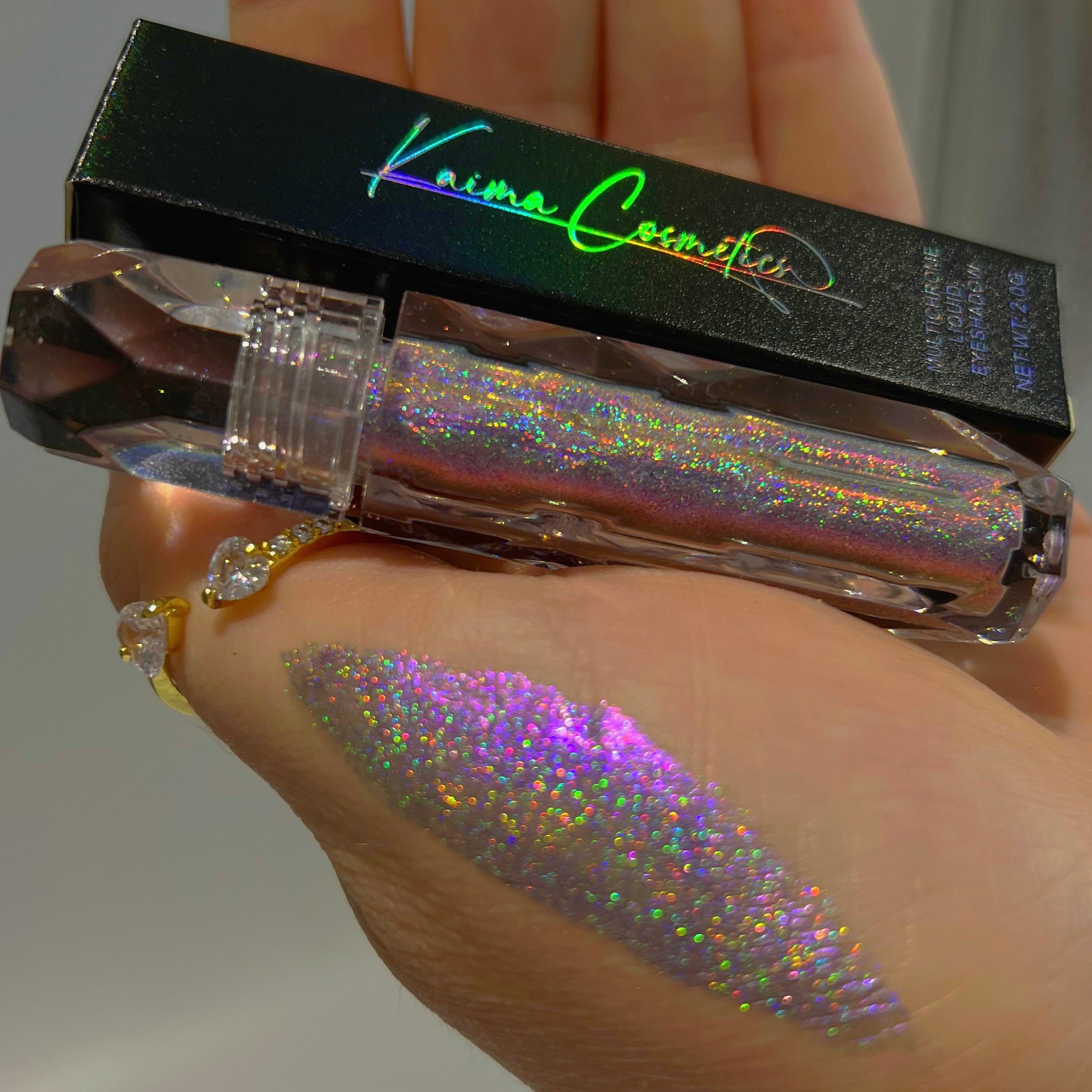 Holographic purple liquid glitter eyeshadow
