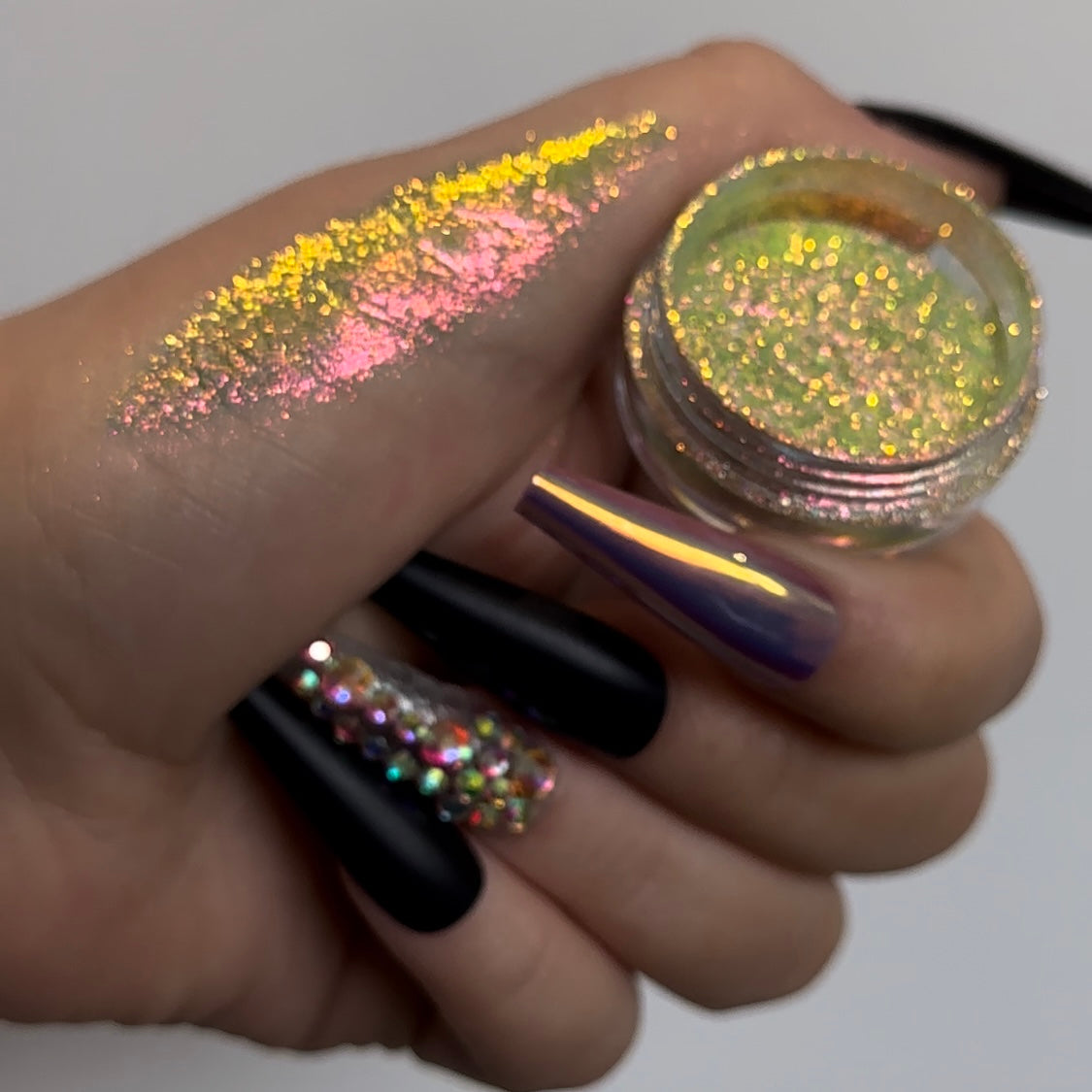 Duochrome loose glitter pigment - Clover