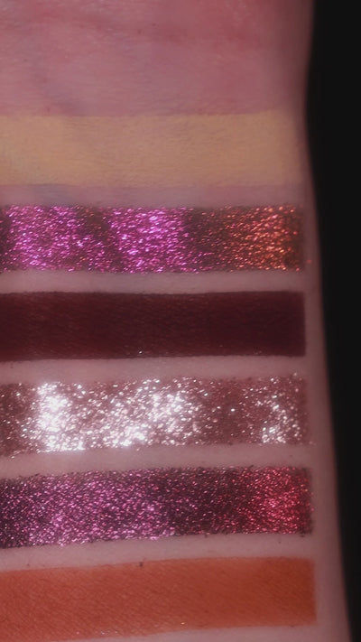 eyeshadow palette swatch