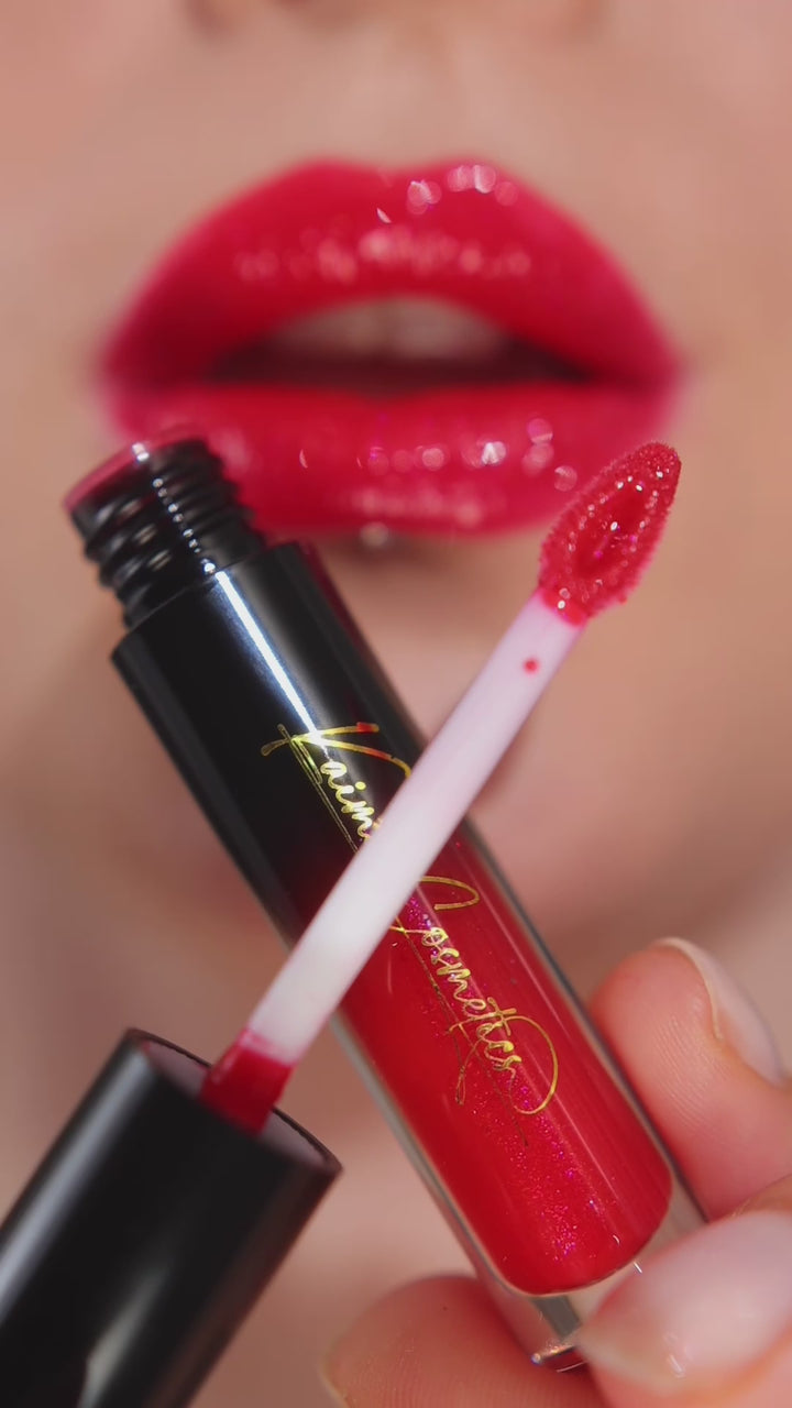 Cherry red lipgloss swatch