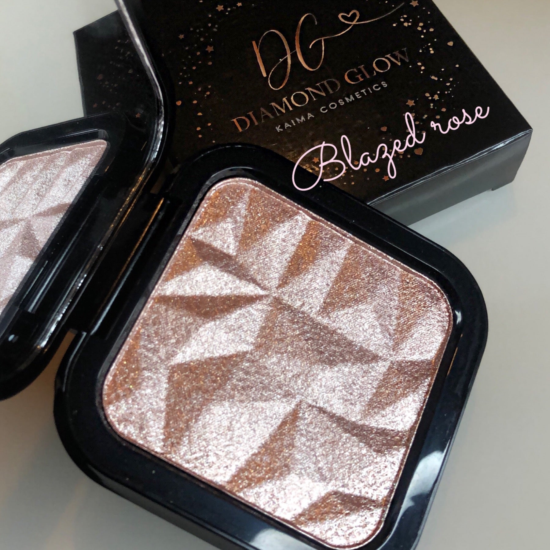 Diamond glow highlighter - Blazed rose ( PRE ORDER )