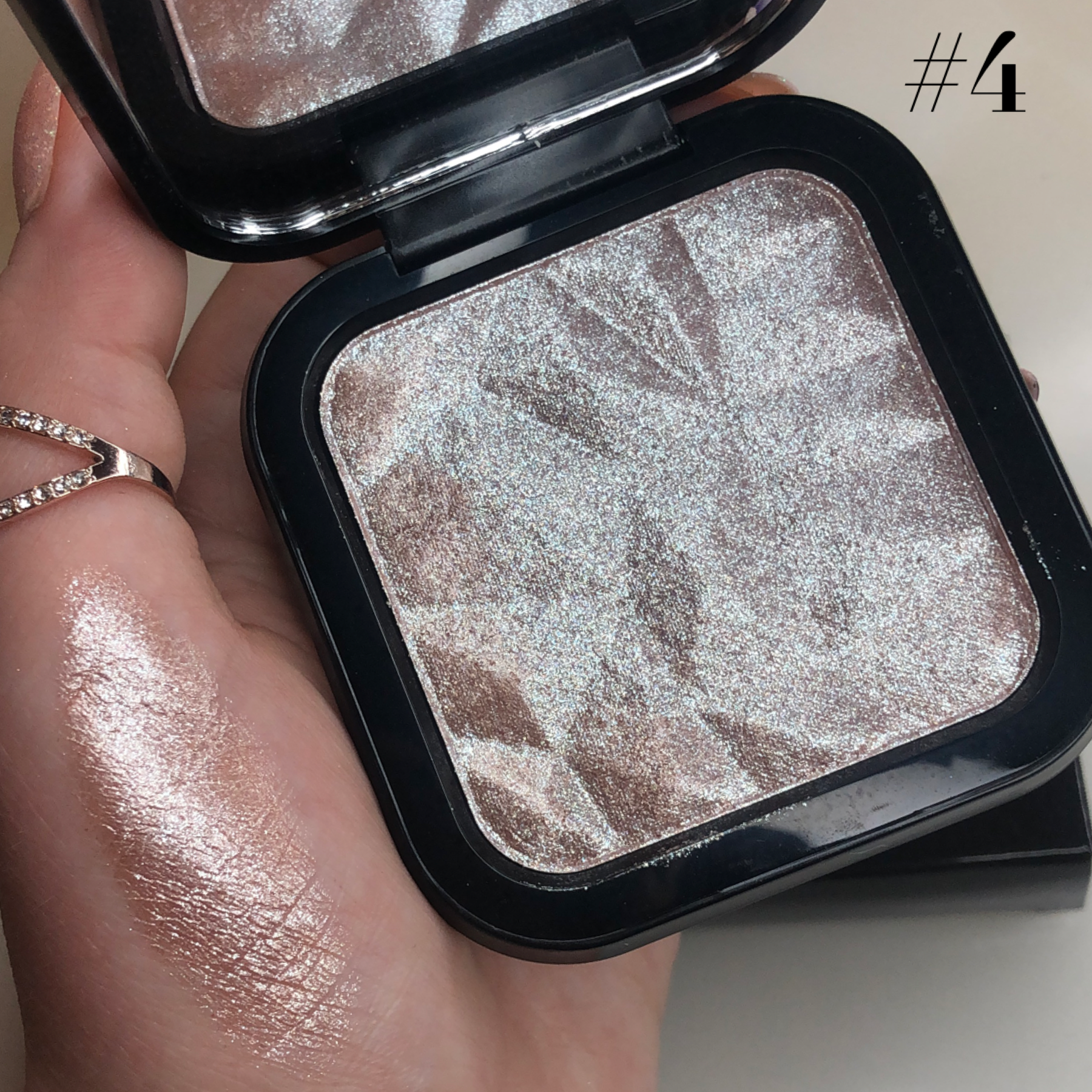 Diamond Glow highlighter - Flash pearl